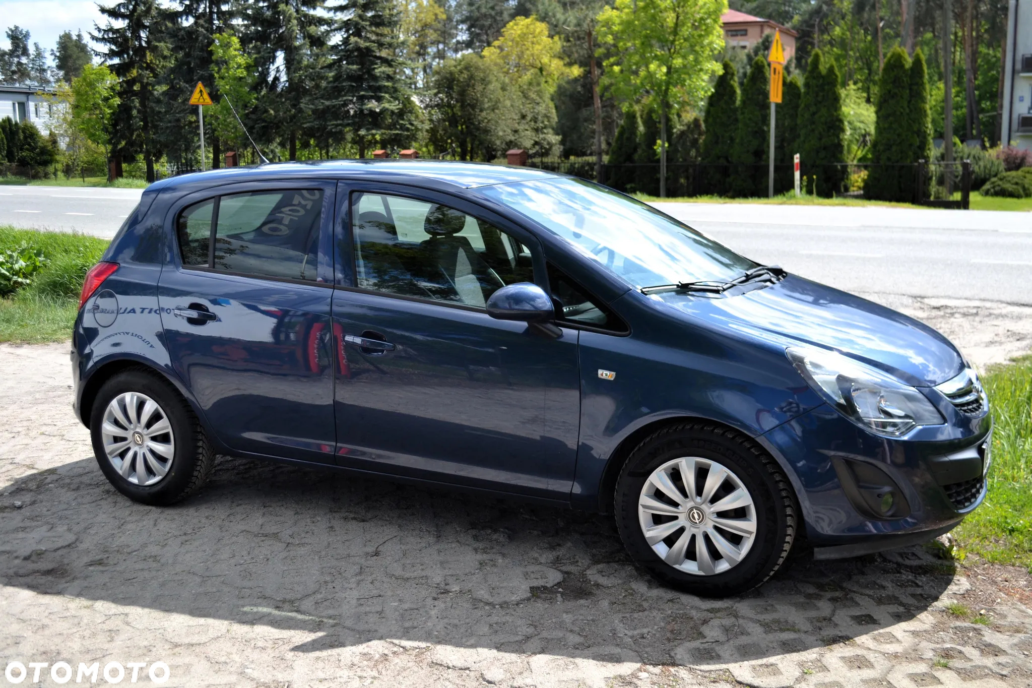 Opel Corsa 1.2 16V Essentia - 15