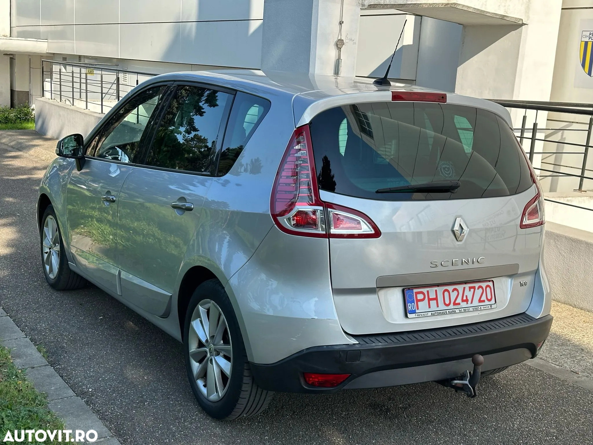 Renault Scenic TCe 130 Dynamique - 4