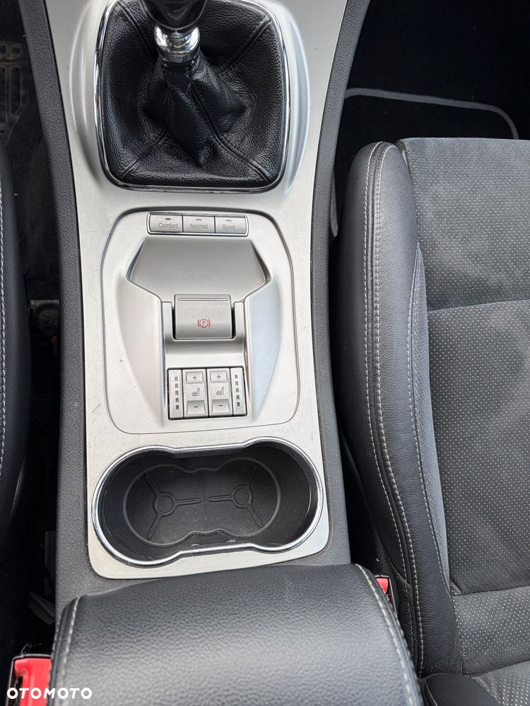 Ford S-Max 2.2 TDCi DPF Titanium - 13