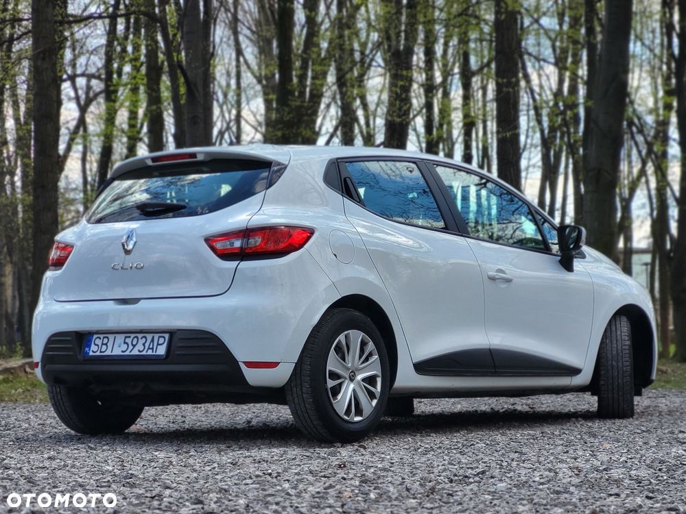 Renault Clio - 14