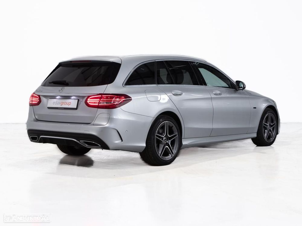 Mercedes-Benz C 300 de AMG Line - 3