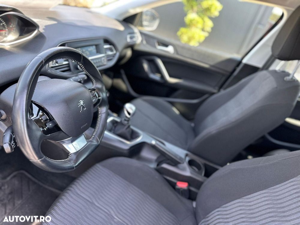 Peugeot 308 - 12