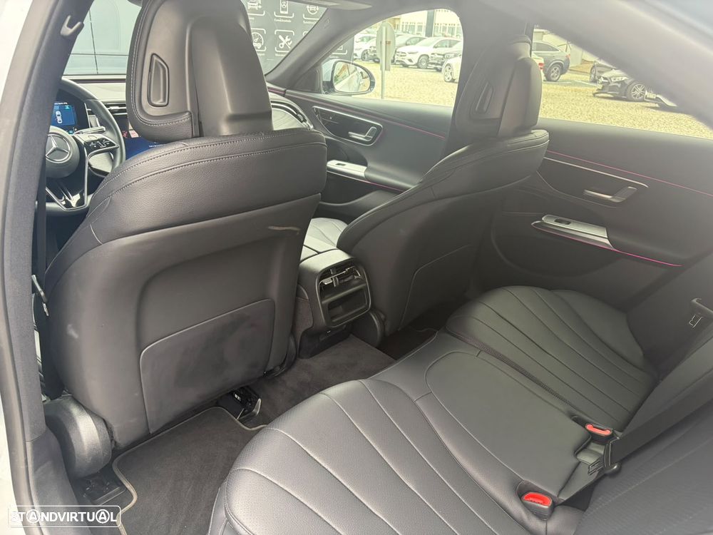 Mercedes-Benz E 220 d - 12
