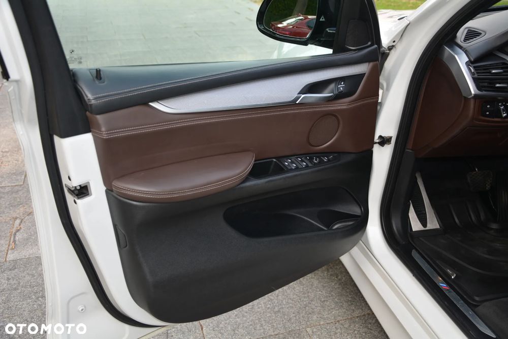 BMW X5 xDrive30d - 13