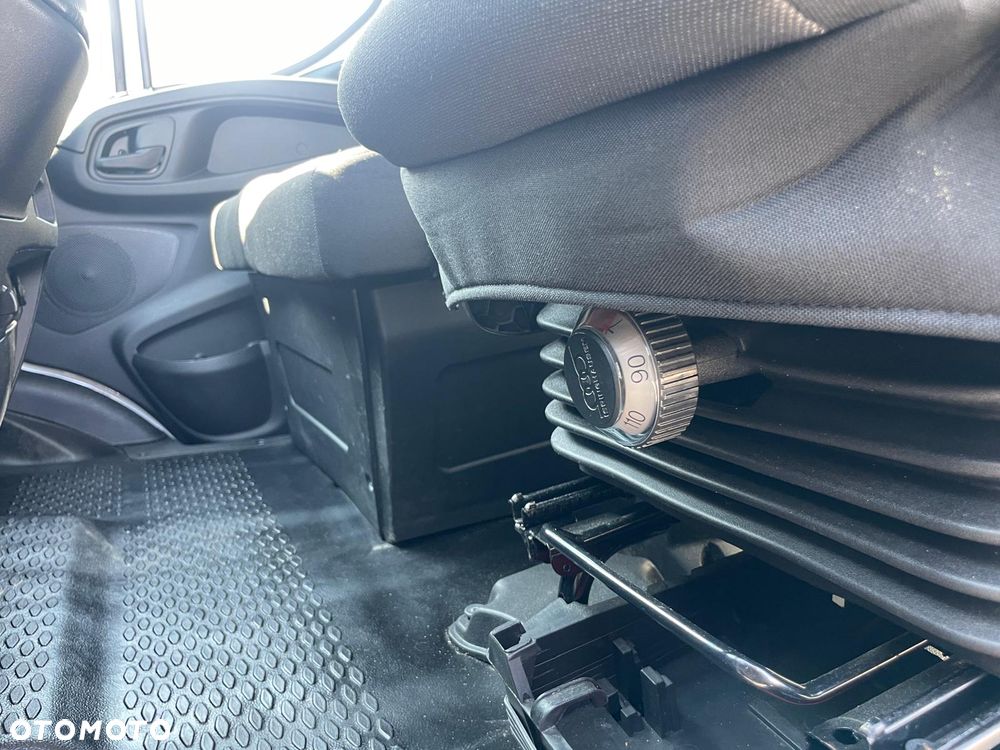 Iveco 70C18A8 Kontener 15EP Winda Pneumatyka Gwarancja - 12