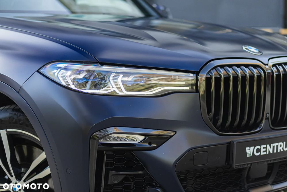 BMW X7 M50i sport - 6