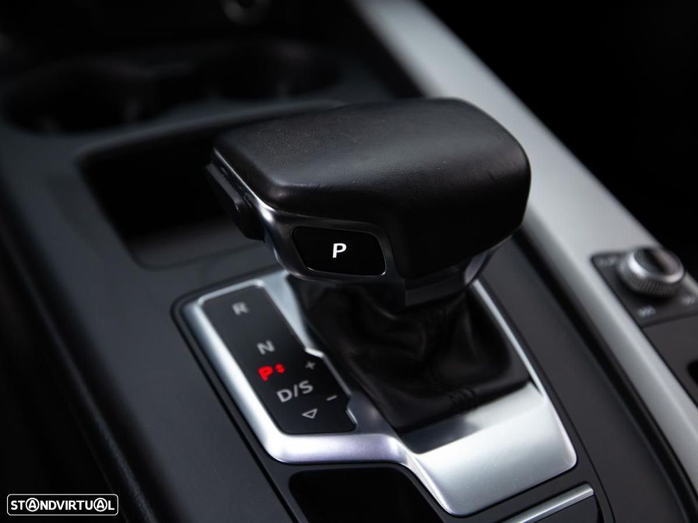 Audi A4 Avant 30 TDI S tronic - 22