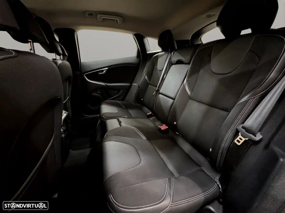 Volvo V40 1.5 T3 Sport Edition Geartronic - 14