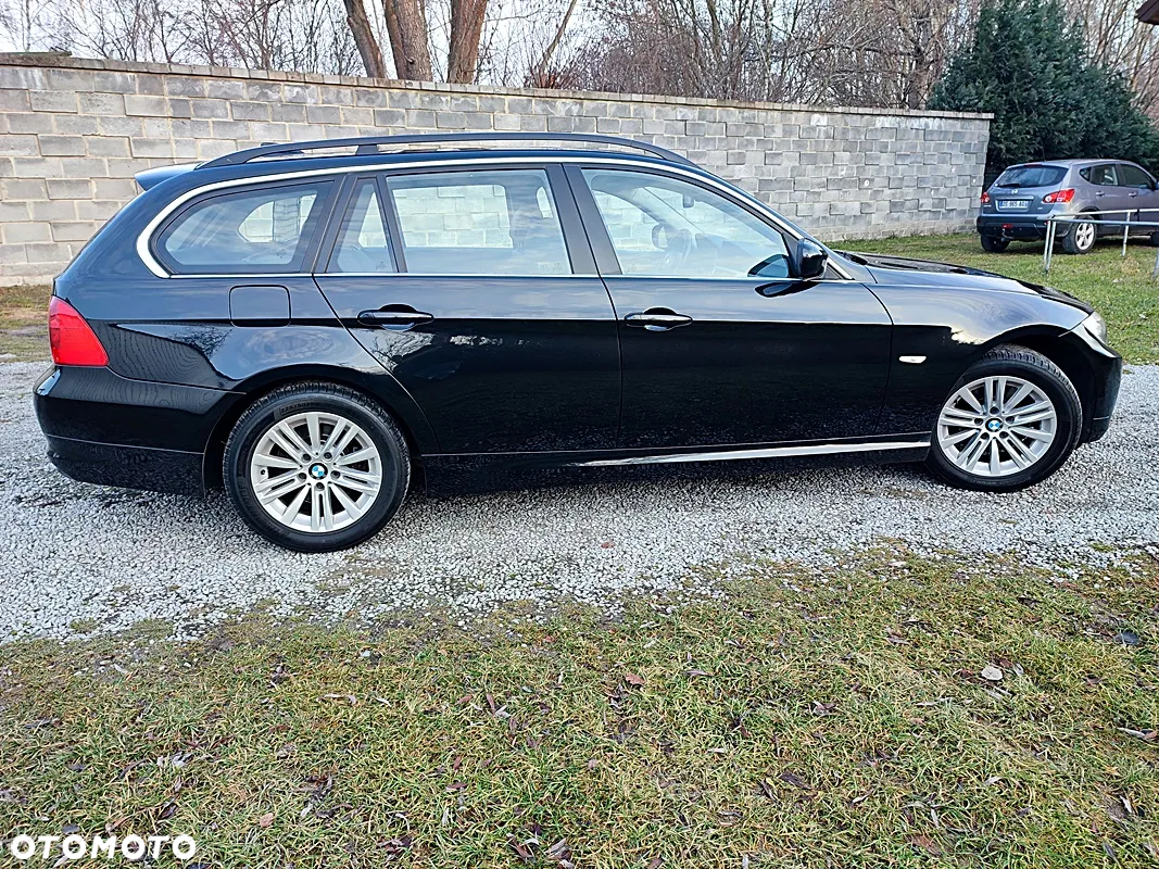BMW Seria 3 320d - 31