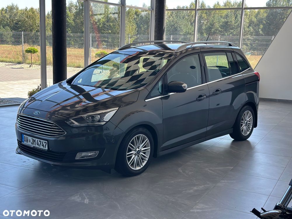 Ford Grand C-MAX - 11