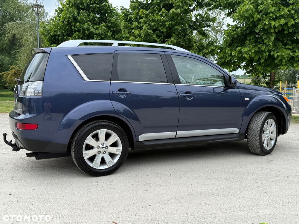 Mitsubishi Outlander 2.4 4WD CVT Intense - 13