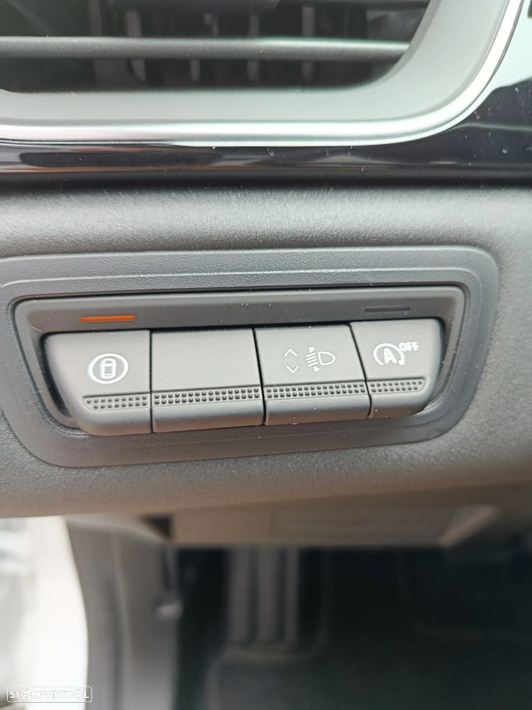 Mitsubishi Grandis 1.3 DI-T Intense 7DCT - 19
