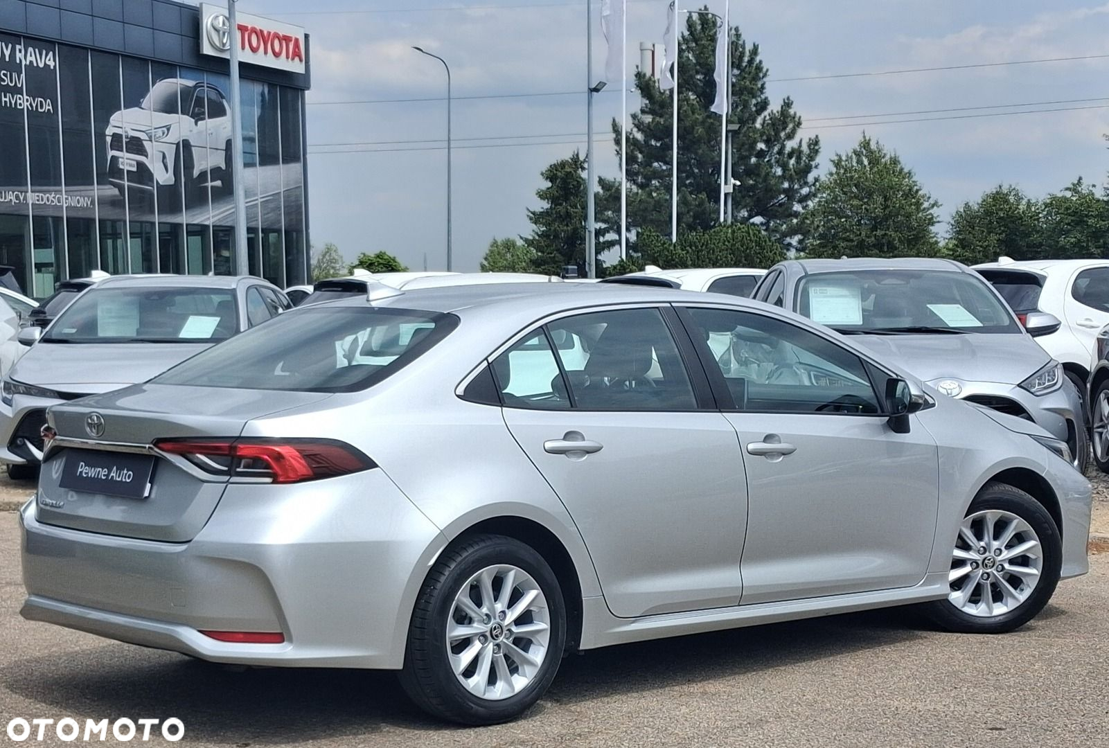 Toyota Corolla - 10
