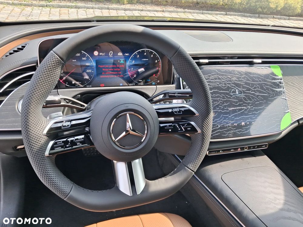 Mercedes-Benz Klasa E 200 mHEV 4-Matic AMG 9G-Tronic - 11