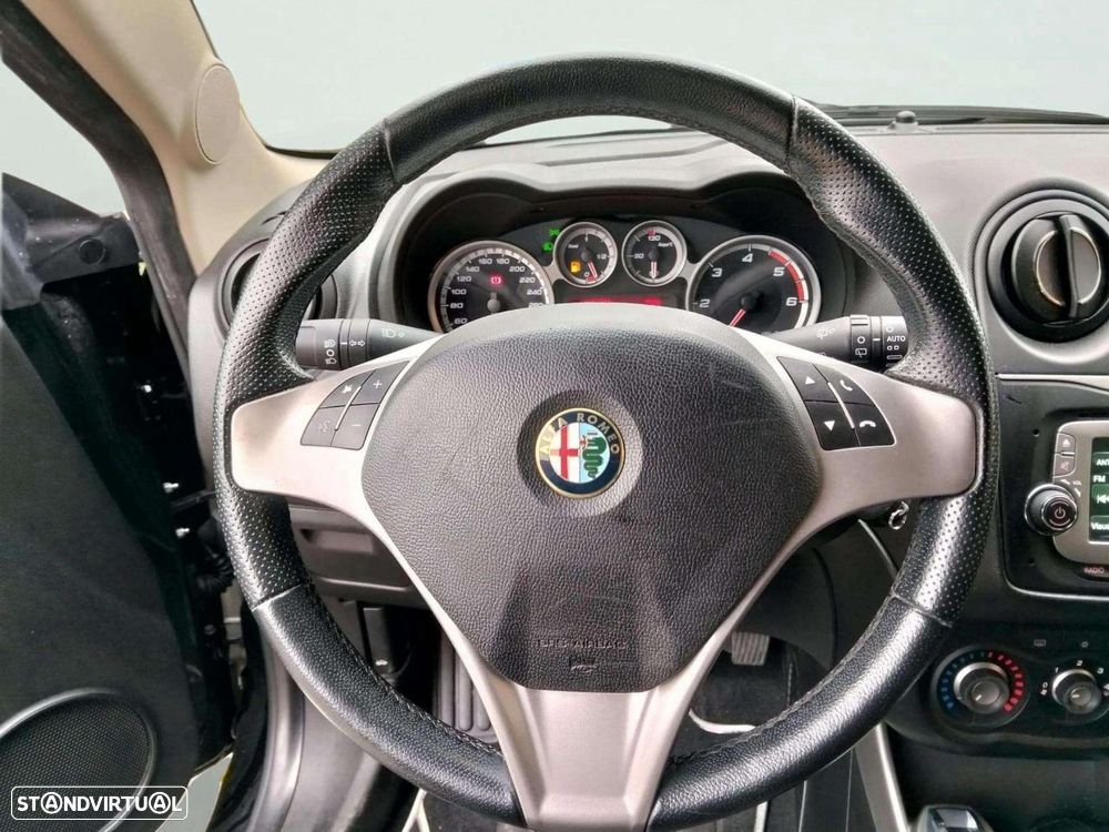 Alfa Romeo MiTo 1.3 JTDM Distinctive - 12