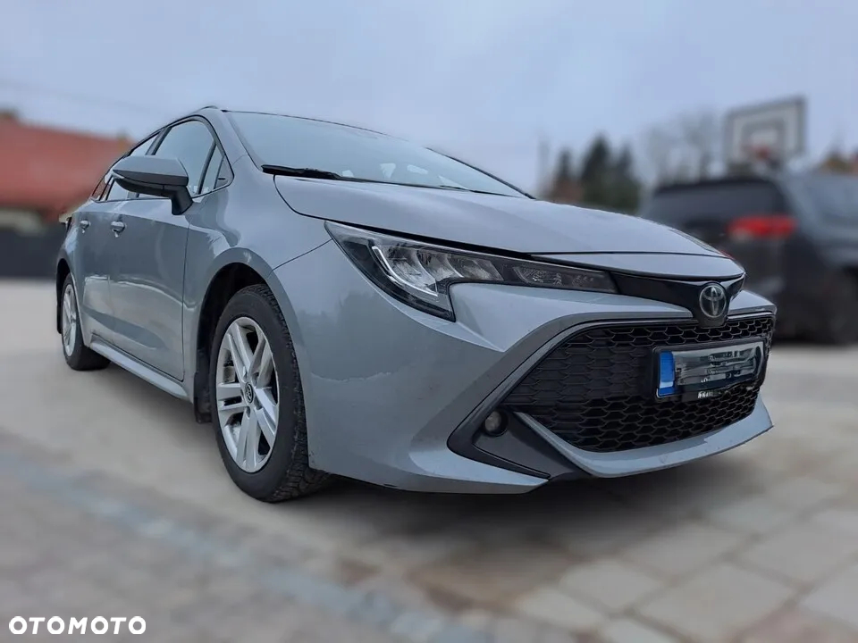 Toyota Corolla - 3