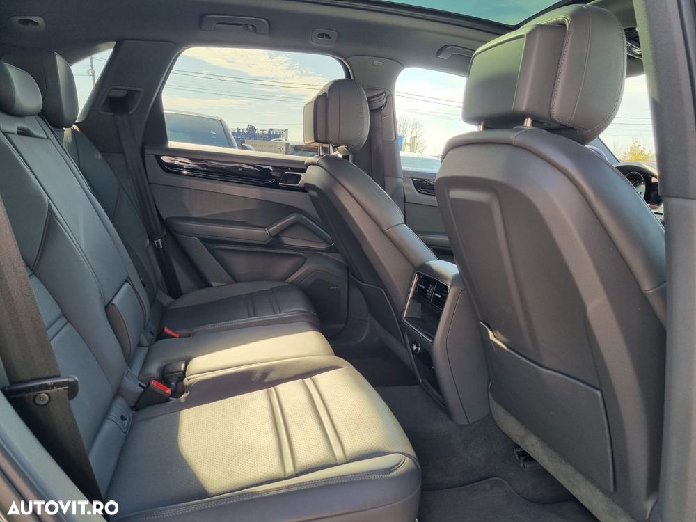 Porsche Cayenne E-Hybrid Tiptronic S - 16