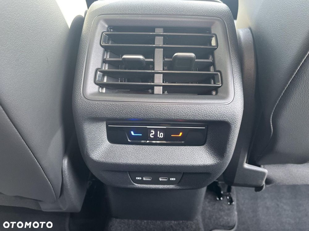 Volkswagen Tiguan 1.5 TSI EVO Elegance DSG - 22