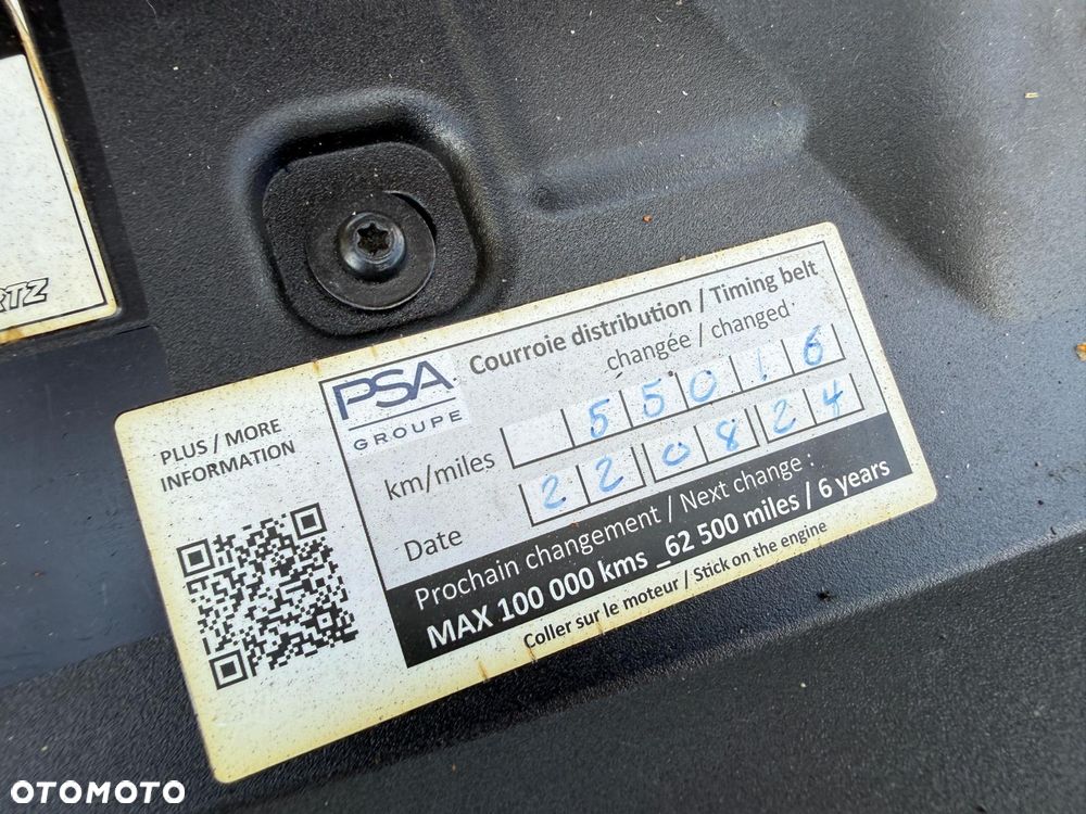 Peugeot 2008 1.2 PureTech Allure Pack S&S EAT8 - 28
