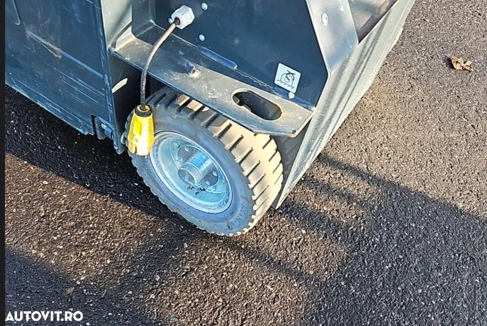 Alta Nacela Electrica  Braviisol, Leonard HD, An 2021, 4.9M, Interior - 3