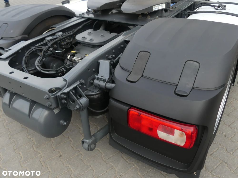 DAF XF 106.460 / LOW DECK /  AUTOMAT / SUPER SPACE CAB / - 17