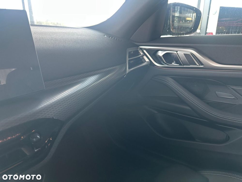 BMW Seria 4 420d xDrive mHEV - 16