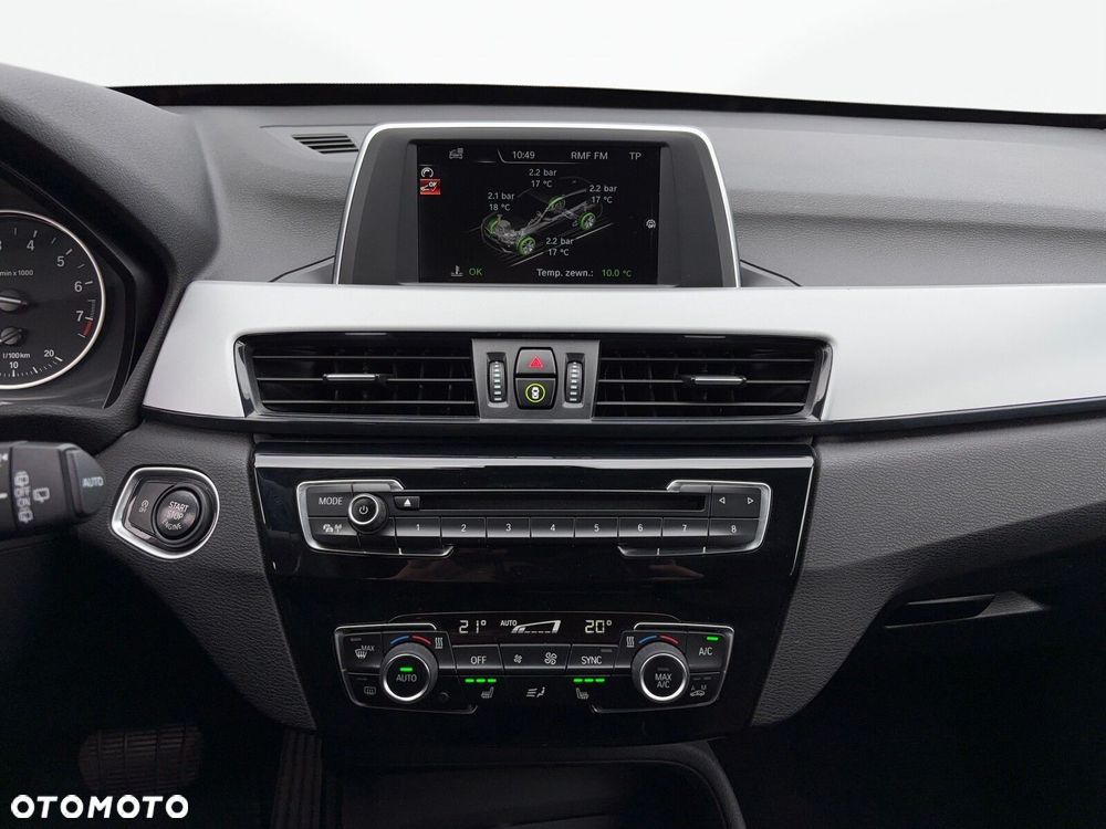 BMW X1 xDrive20i Advantage - 15