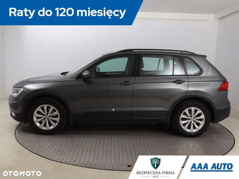 Volkswagen Tiguan - 4
