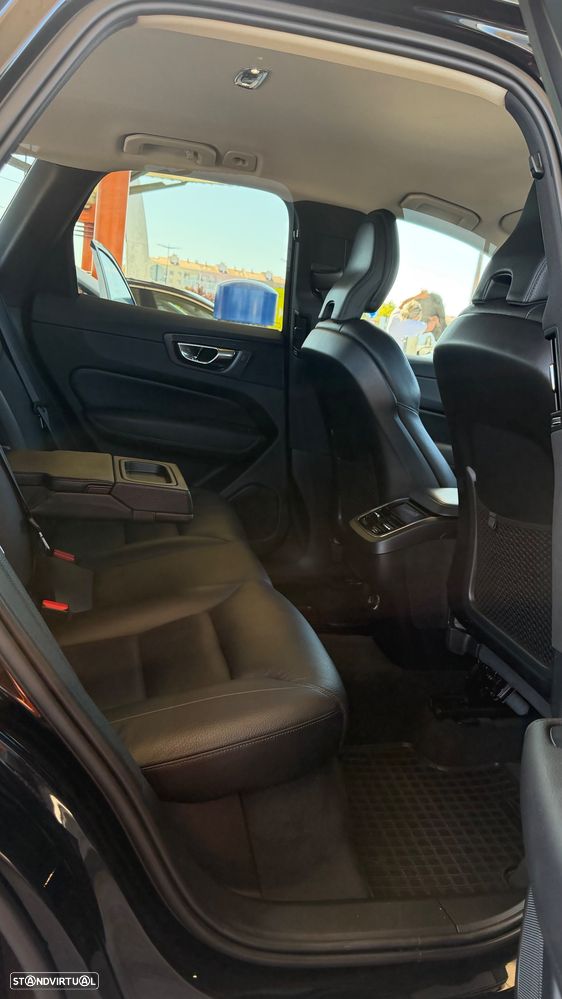 Volvo XC 40 - 5