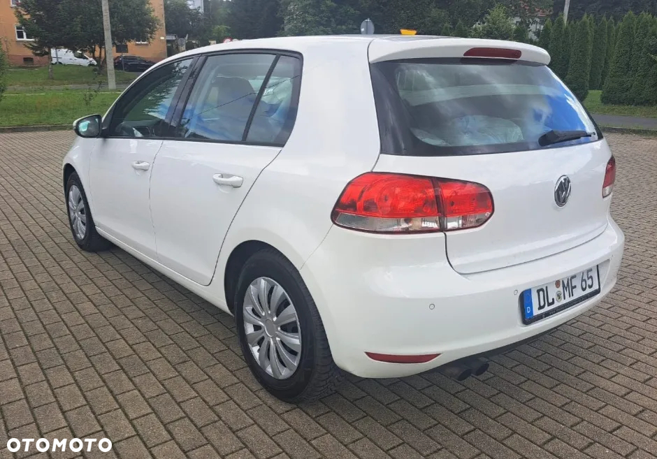 Volkswagen Golf VI 2.0 TDI Comfortline - 9