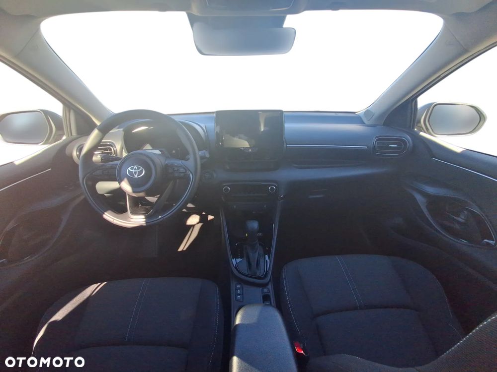 Toyota Yaris Hybrid 1.5 Style - 32
