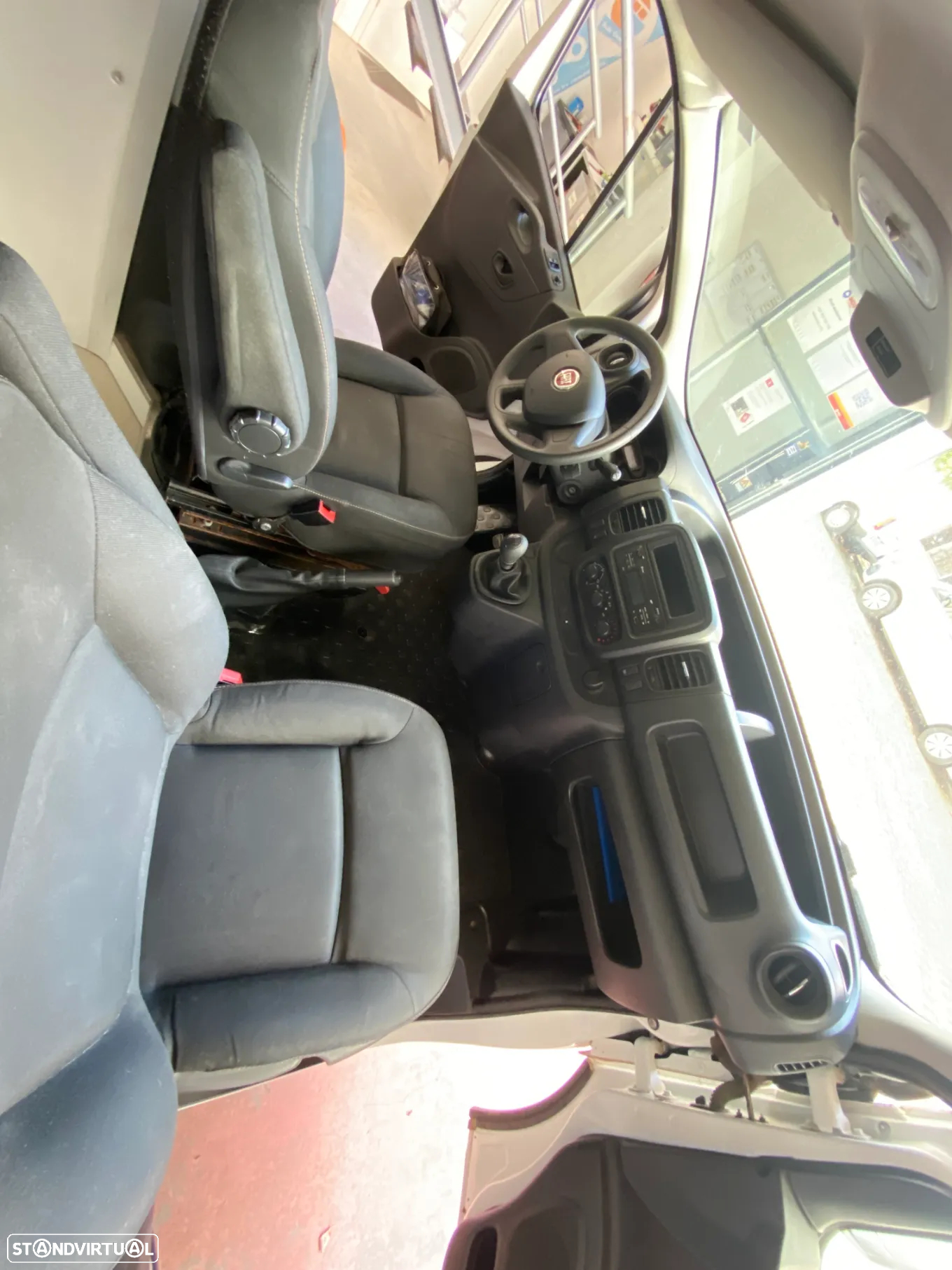 Fiat Talento Fiat Talento Campervan | 2 Lugares para Dormir | Cozinha | Pronto para Viajar - 6