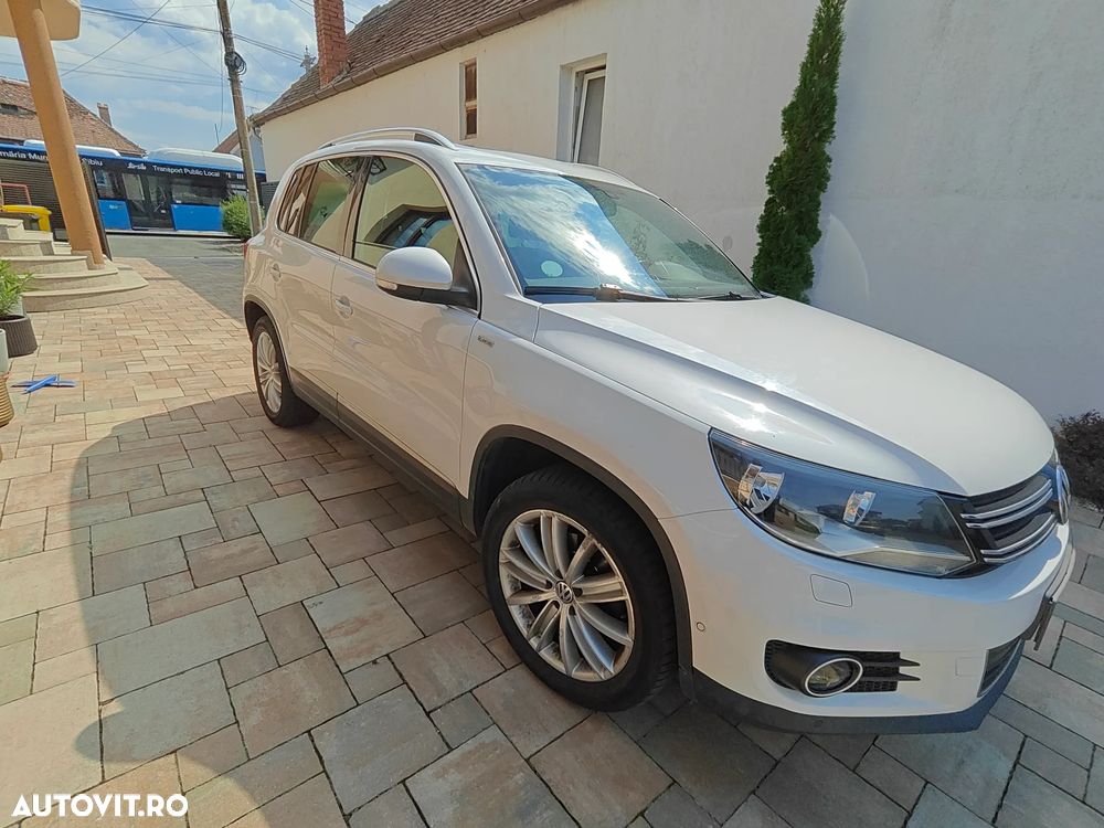 Volkswagen Tiguan 2.0 TDI 4Motion DSG BMT Sport & Style - 10