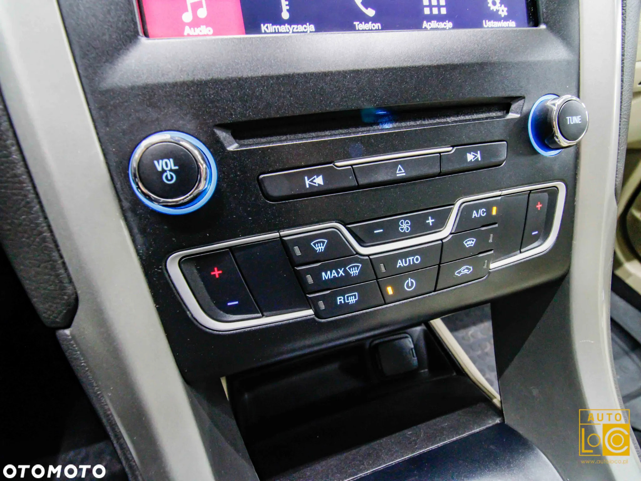 Ford Mondeo 1.5 EcoBoost Titanium - 24