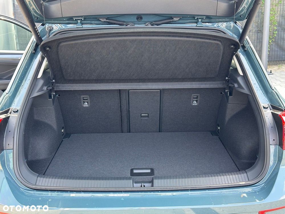 Volkswagen T-Roc - 11