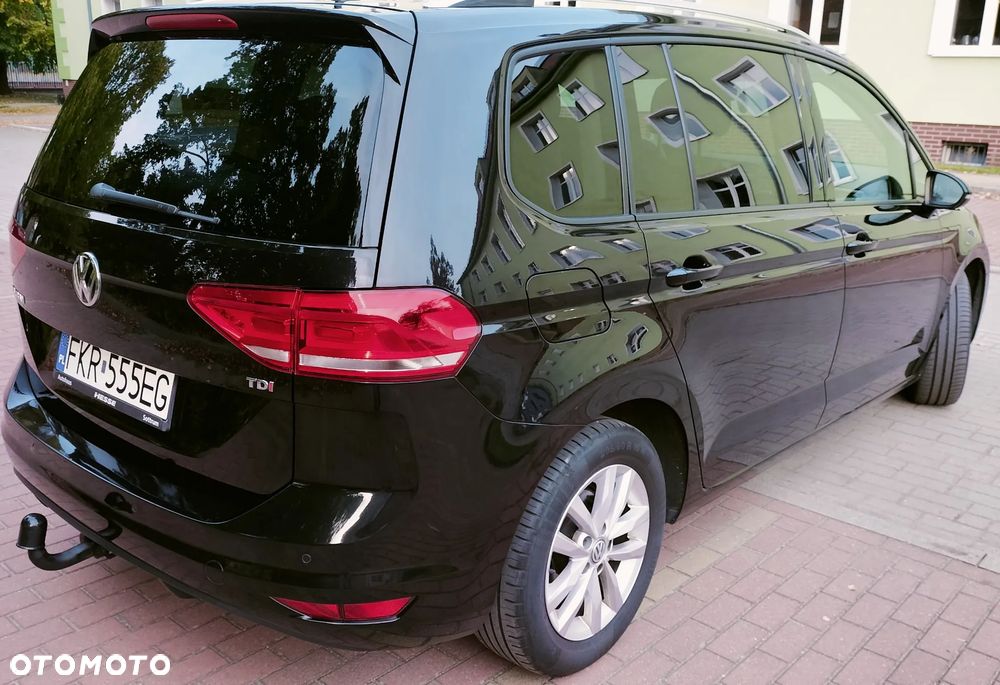 Volkswagen Touran - 5