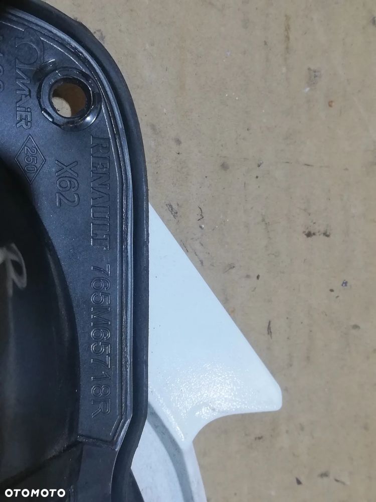 Renault Master Pokrywa zbiornika paliwa 765M65718R - 4