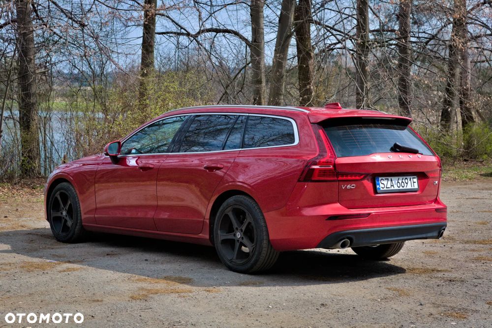 Volvo V60 D4 Momentum - 13