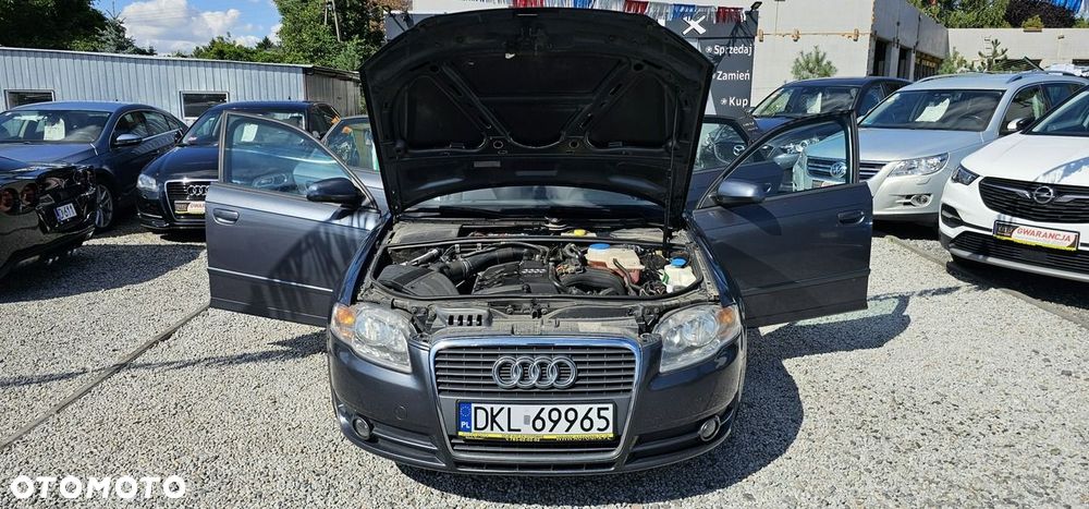 Audi A4 Limousine - 18