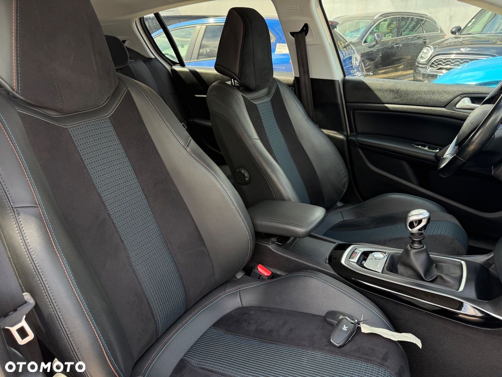 Peugeot 308 - 12