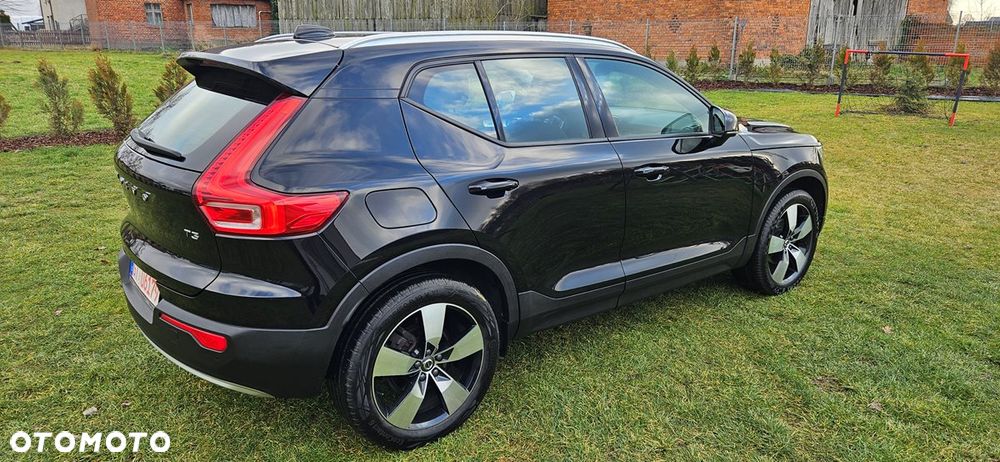 Volvo XC 40 T3 Geartronic Momentum Pro - 3