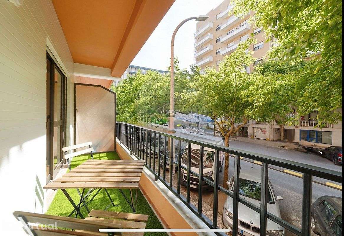 Estúdio T1 para arrendamento - Grande imagem: 2/5