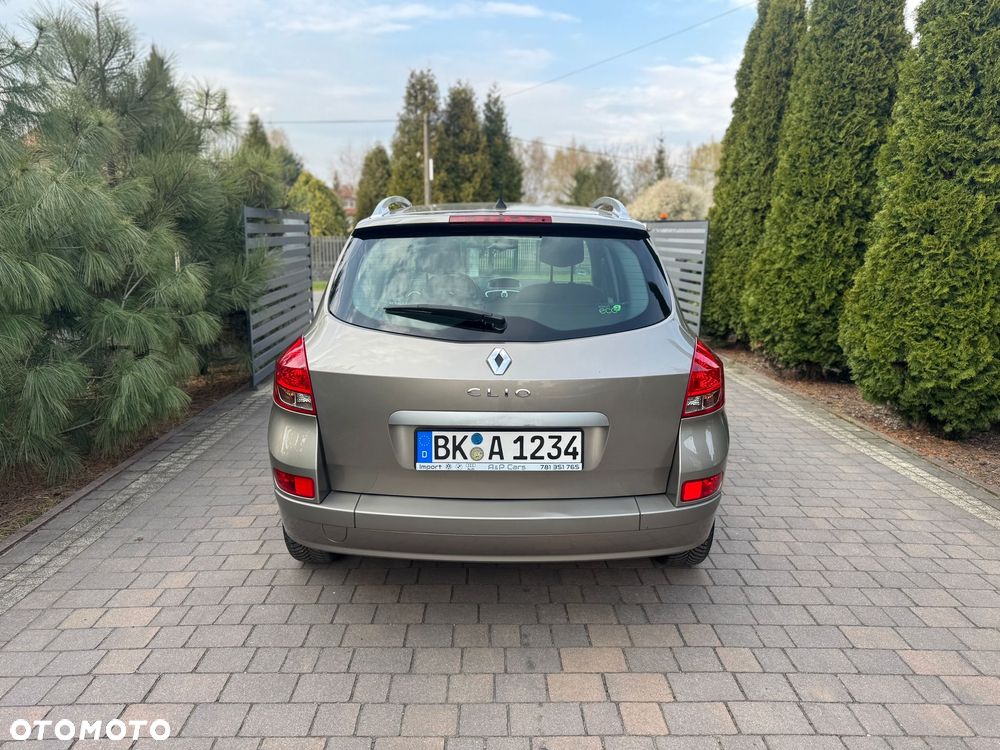 Renault Clio 1.2 16V TCE Initiale - 10