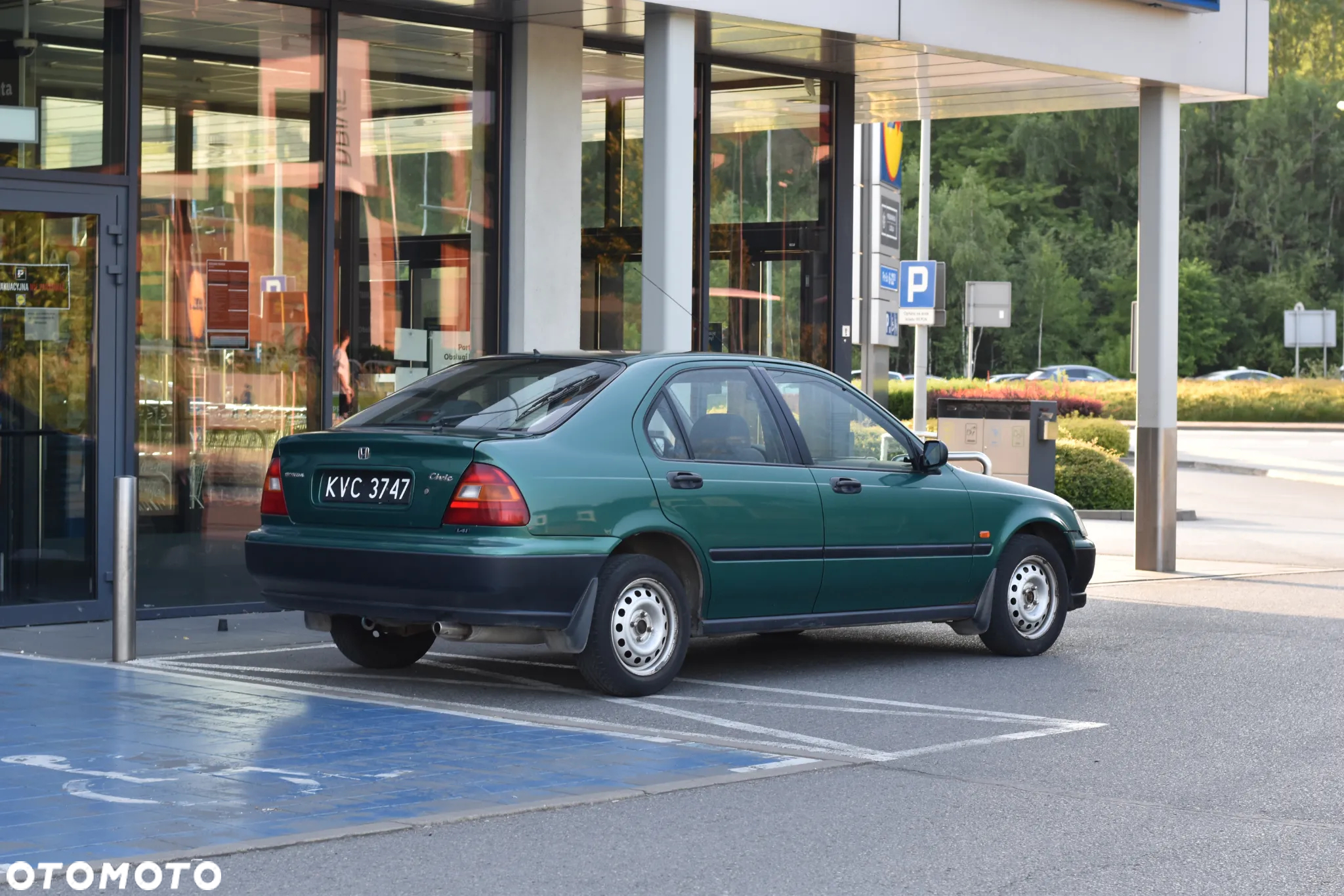 Honda Civic 1.4i - 10
