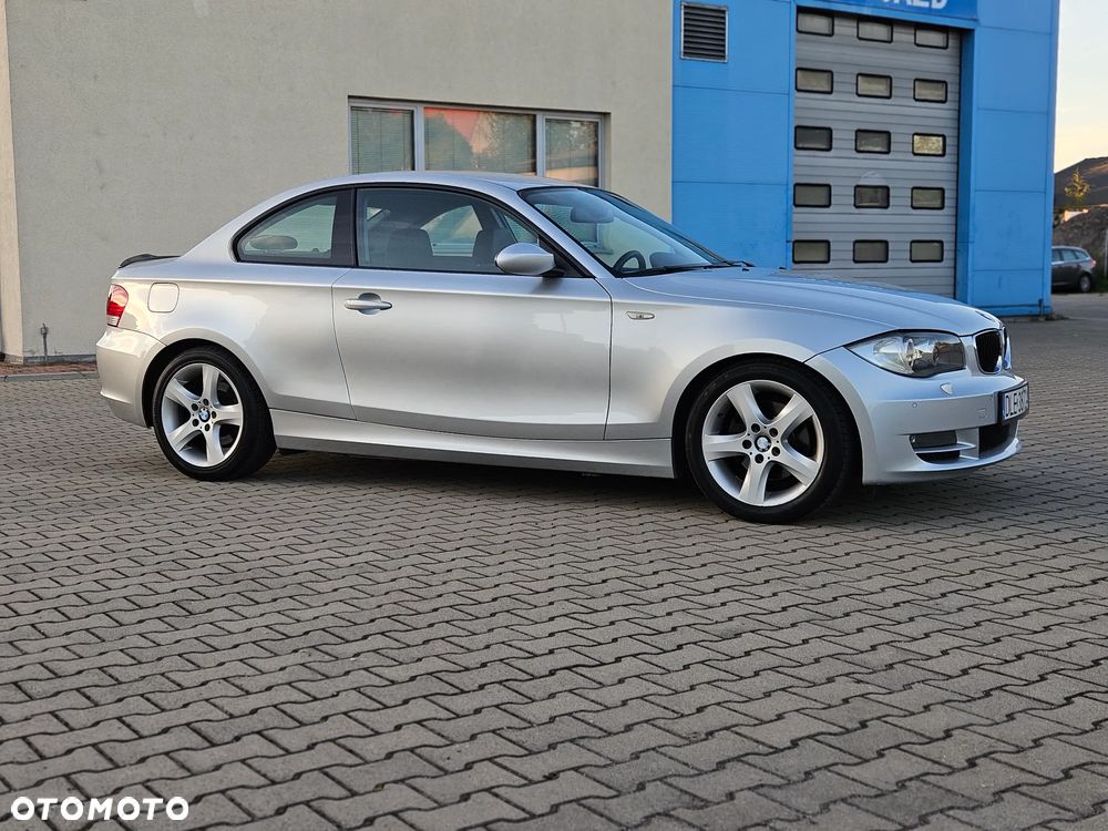 BMW Seria 1 120d DPF - 17