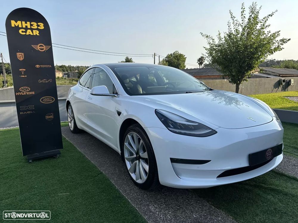 Tesla Model 3 Long-Range Dual Motor AWD - 1