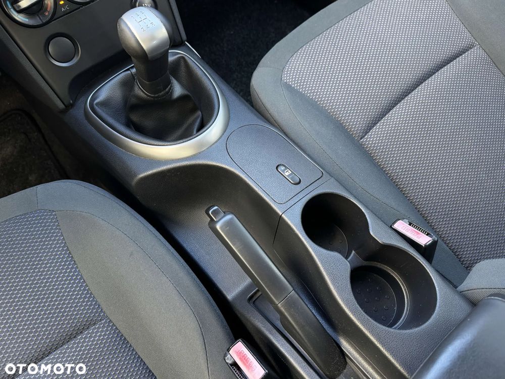 Nissan Qashqai 1.6 acenta - 29