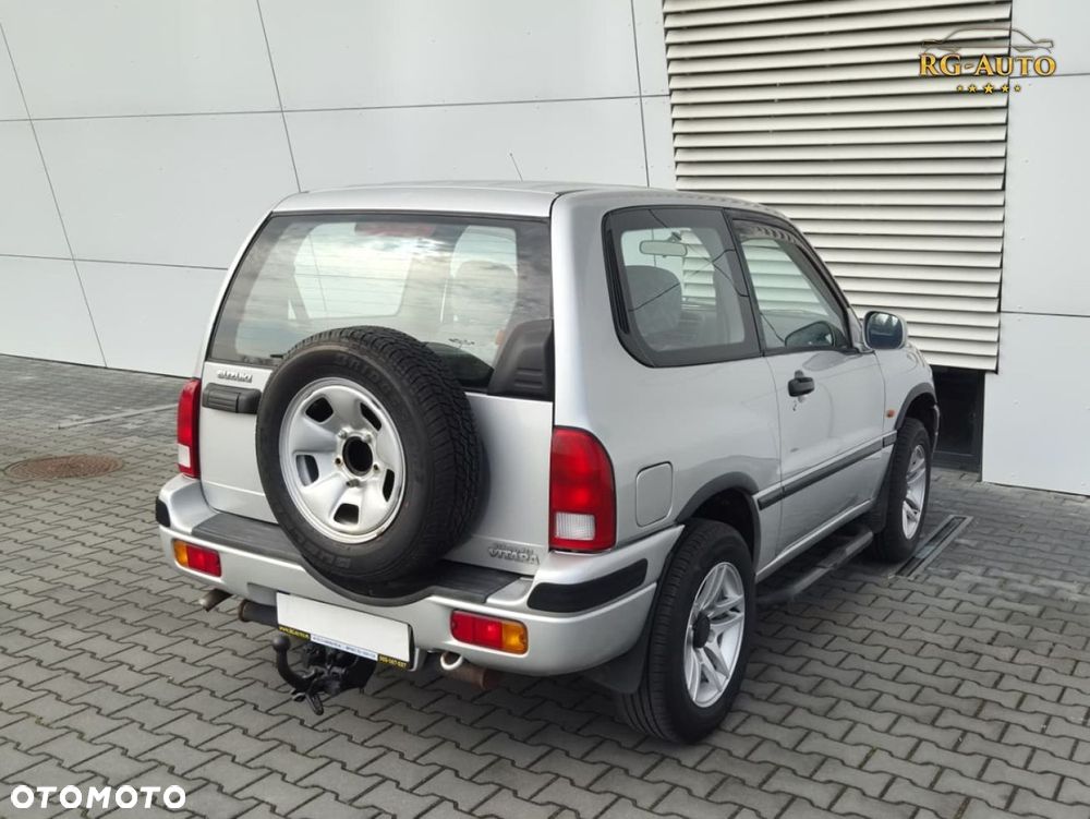 Suzuki Grand Vitara - 24