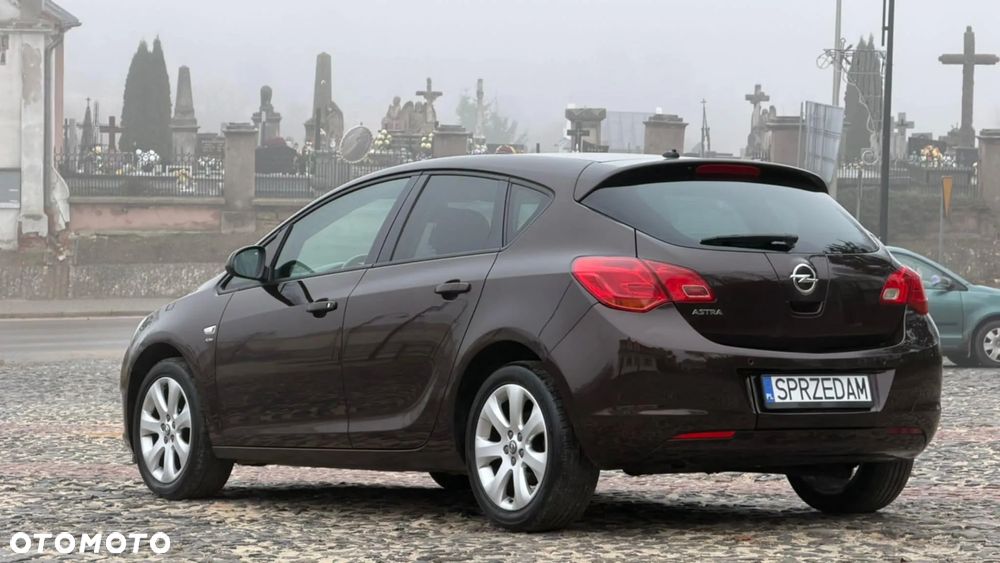 Opel Astra - 29