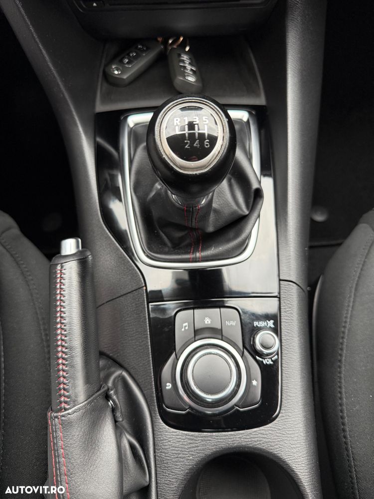 Mazda 3 SKYACTIV-G 120 Sports-Line - 19